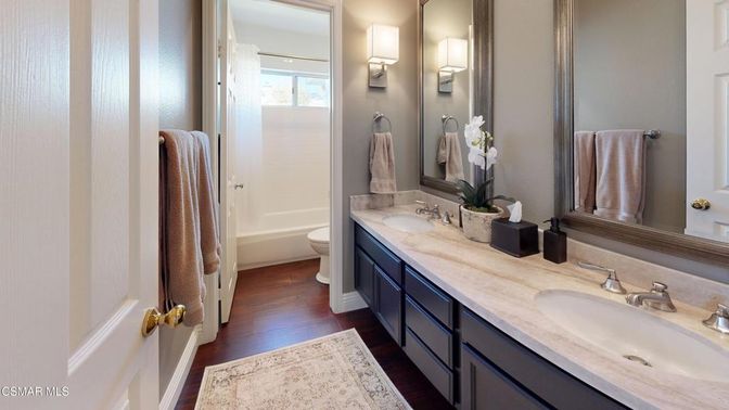 Bathroom, Dual Sink Vanities, Interior, Wood Texture Flooring