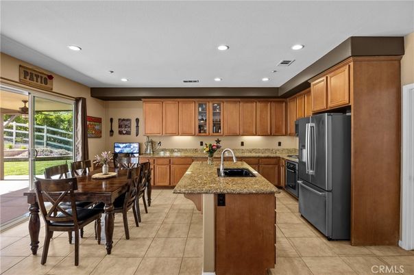 Dining room, Interior, Kitchen, Recessed Lighting