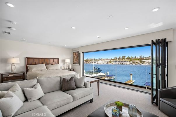 Bedroom, Interior, Recessed Lighting, Water