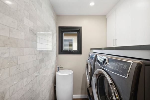 Interior, Recessed Lighting, Washer