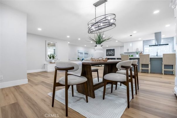Dining room, Interior, Kitchen, Pendant Lights, Recessed Lighting, Wood Texture Flooring