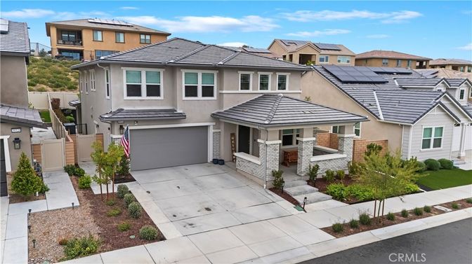 Attached, Exterior, Facade, Solar Panels, Mediterranean