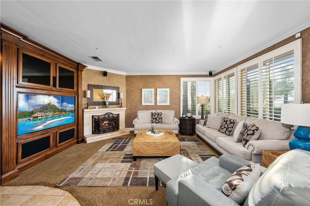 Fireplace, Interior, Living room