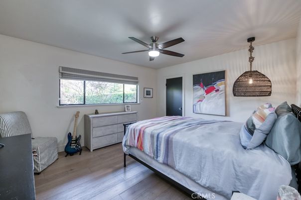 Bedroom, Interior, Pendant Lights, Wood Texture Flooring