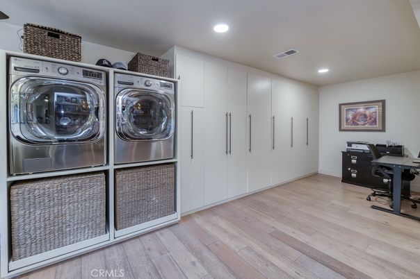 Home Office, Interior, Recessed Lighting, Washer, Wood Texture Flooring