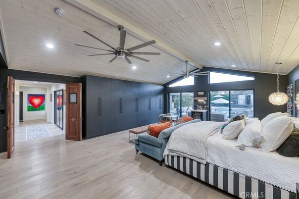 Bedroom, Dining room, Interior, Recessed Lighting, Wood Texture Flooring