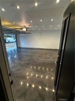 Garage, Interior, Recessed Lighting