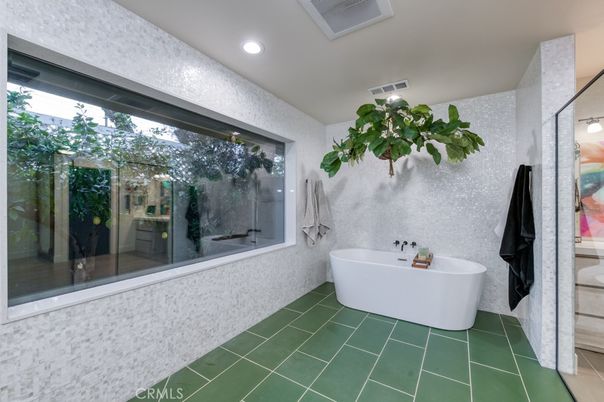 Bathroom, Free Standing Baths, Interior, Recessed Lighting
