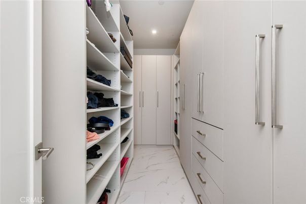 Interior, Marble, Recessed Lighting, Walk-in Closets