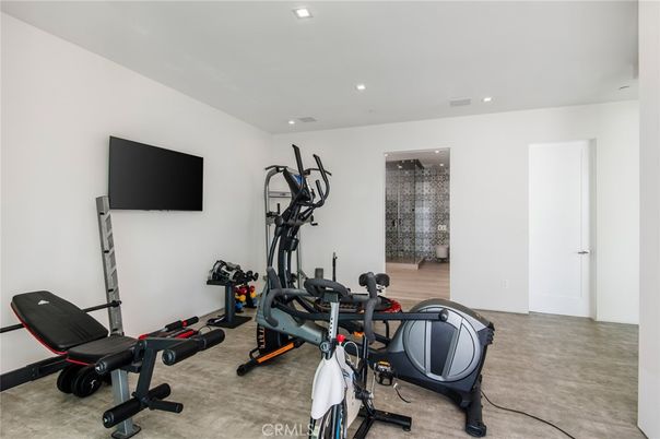 Fitness Equipment, Interior, Recessed Lighting