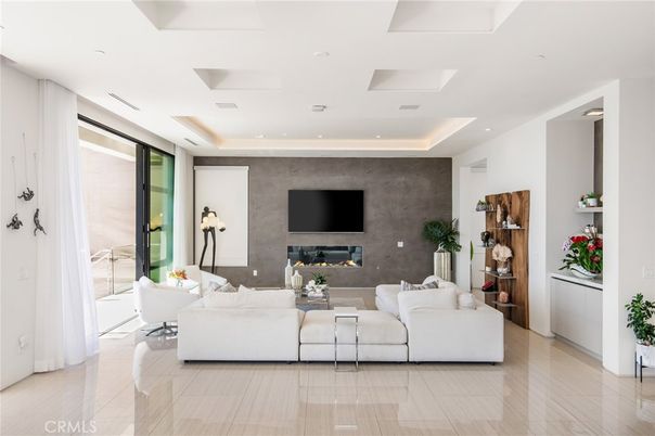 Fireplace, Interior, Living room, Recessed Lighting