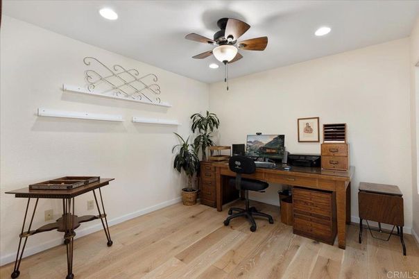 Home Office, Interior, Recessed Lighting, Wood Texture Flooring