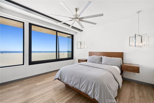 Bedroom, Interior, Pendant Lights, Water, Wood Texture Flooring