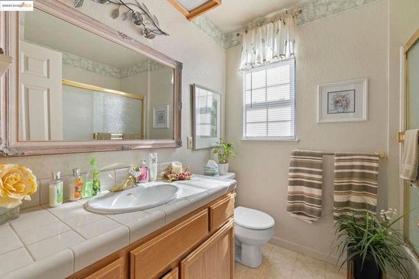 Bathroom, Interior, Tile Countertops