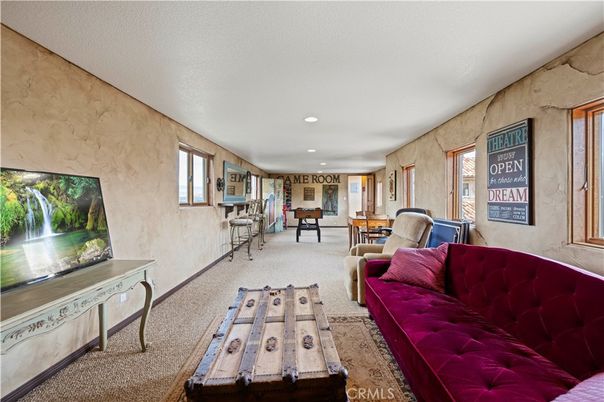 Dining room, Interior, Recessed Lighting