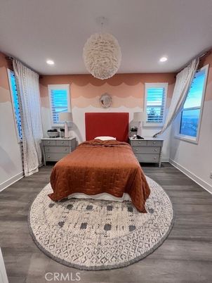 Bedroom, Interior, Pendant Lights, Recessed Lighting, Wood Texture Flooring