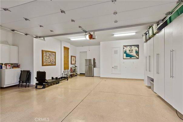 Garage, Interior