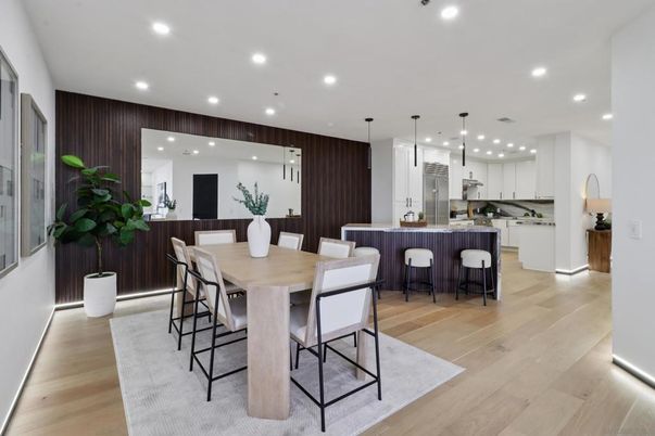 Dining room, Interior, Kitchen, Pendant Lights, Recessed Lighting, Wood Texture Flooring