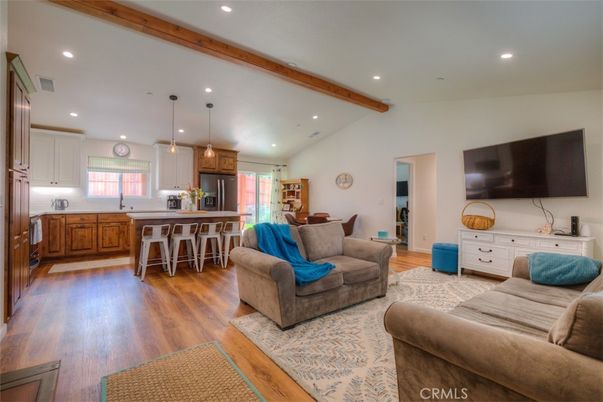 Interior, Kitchen, Living room, Pendant Lights, Recessed Lighting, Wooden Beams, Wood Texture Flooring