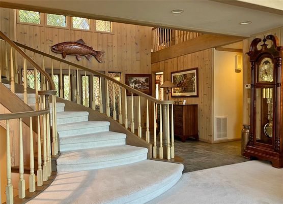 Interior, Recessed Lighting, Wooden Walls