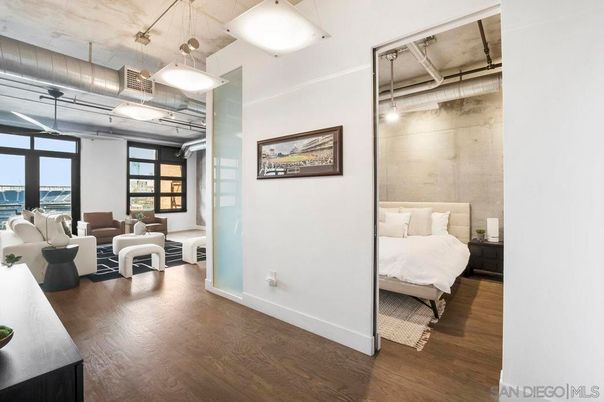 Bedroom, Interior, Pendant Lights, Water, Wood Texture Flooring