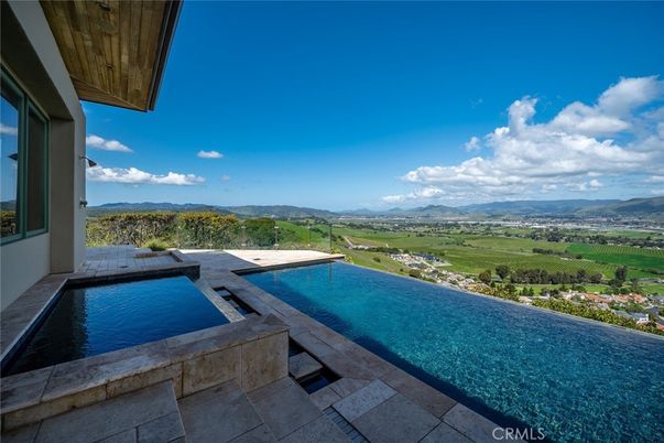 Exterior, Pool, Other