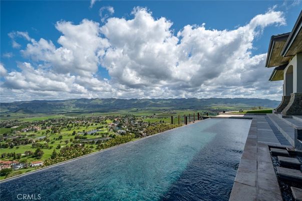 Exterior, Pool, Other