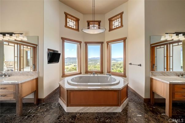 Bathroom, Dual Sink Vanities, Interior, Pendant Lights