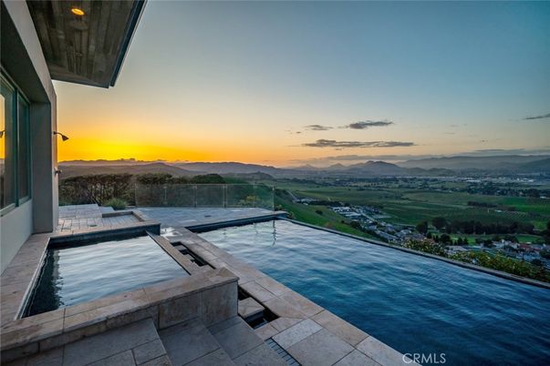 Exterior, Pool, Other
