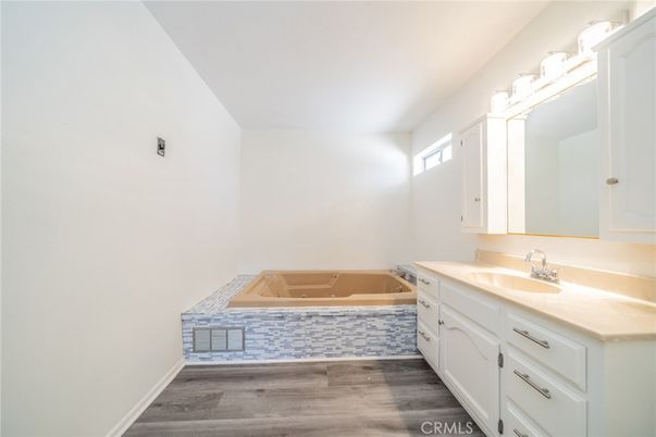 Bathroom, Dual Sink Vanities, Interior, Wood Texture Flooring