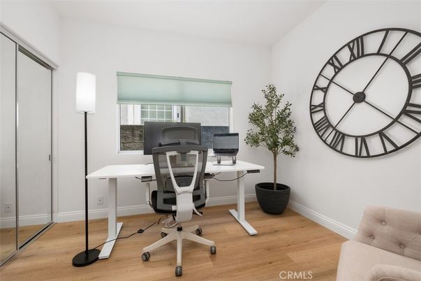 DE Listing image placeholder