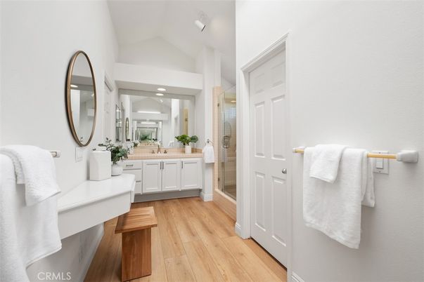 Bathroom, Interior, Recessed Lighting, Wood Texture Flooring