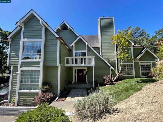 Exterior, Facade, American Craftsman