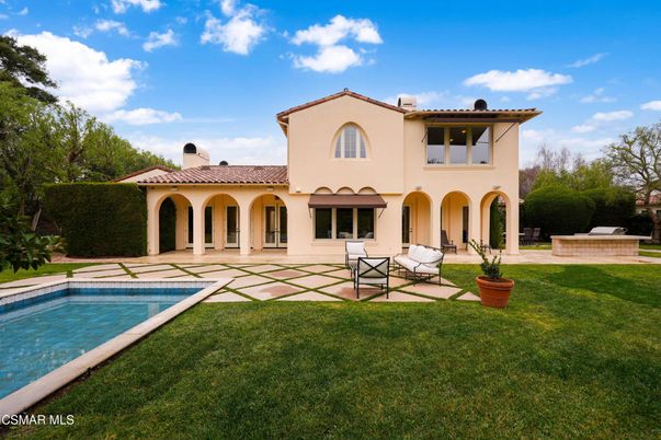 Backyard, Exterior, Pool