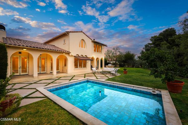 Backyard, Exterior, Pool