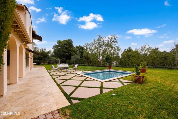 Backyard, Exterior, Pool