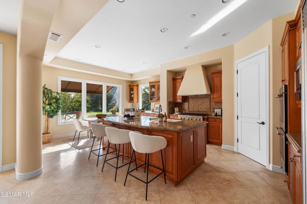 Dining room, Interior, Kitchen, Recessed Lighting