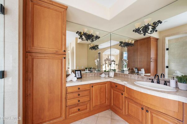 Bathroom, Dual Sink Vanities, Interior, Tile Countertops