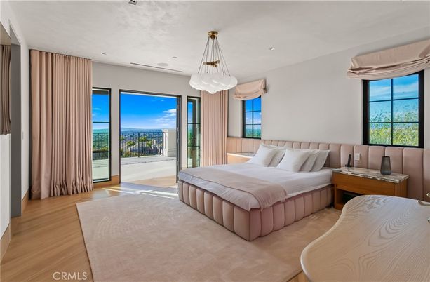 Bedroom, Interior, Pendant Lights, Recessed Lighting, Wood Texture Flooring