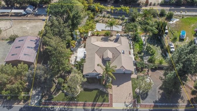 Attached, Backyard, Exterior, Facade, Ranch