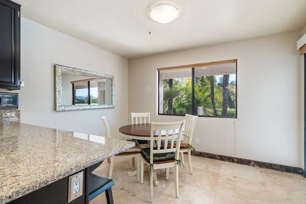 Dining room, Interior