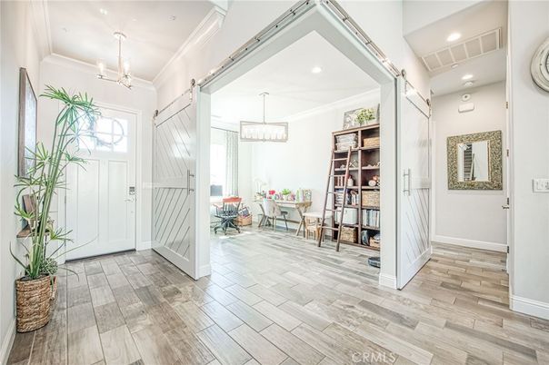 Chandelier, Interior, Pendant Lights, Recessed Lighting, Wood Texture Flooring