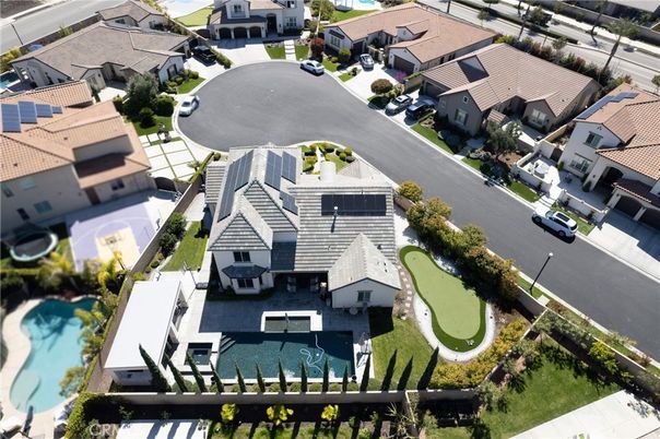 Exterior, Drone