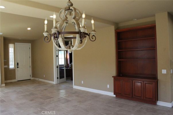 Chandelier, Empty room, Interior, Recessed Lighting