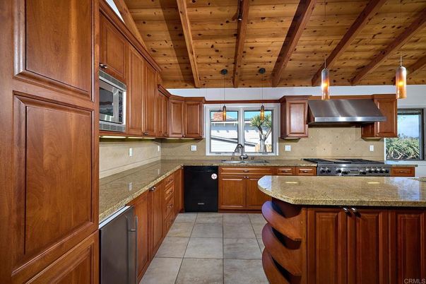 Interior, Kitchen, Pendant Lights, Stainless Steel Appliances, Wooden Beams, Wooden Ceilings