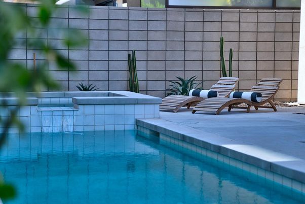Exterior, Pool