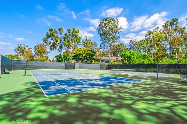 Exterior, Tennis Courts