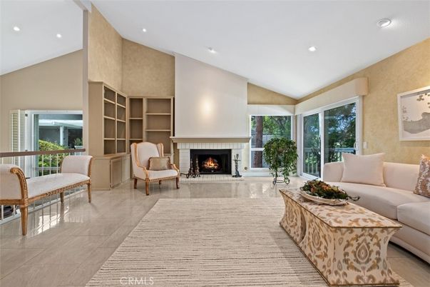 Fireplace, Interior, Living room, Recessed Lighting