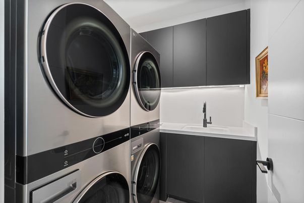 Interior, Washer