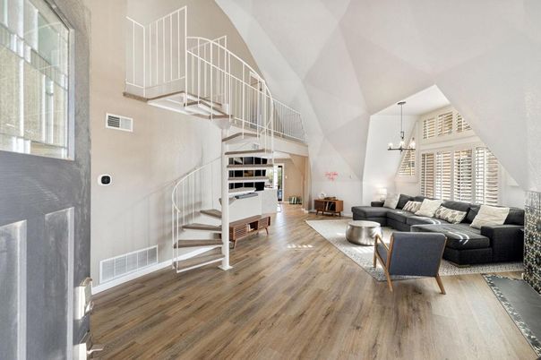 Chandelier, Interior, Living room, Pendant Lights, Wood Texture Flooring